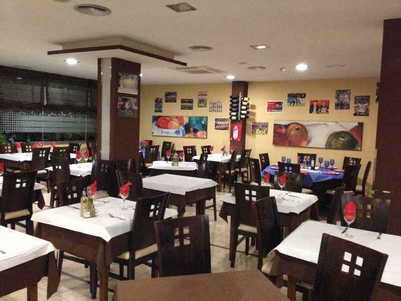 Hotel El Cruce Moraleda Мораледа-де-Сафайона Экстерьер фото