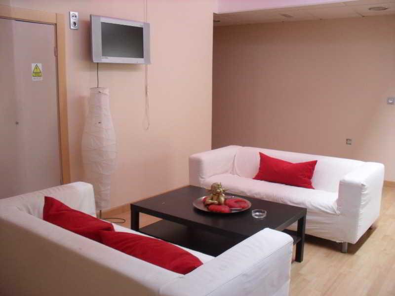 Hotel El Cruce Moraleda Мораледа-де-Сафайона Экстерьер фото