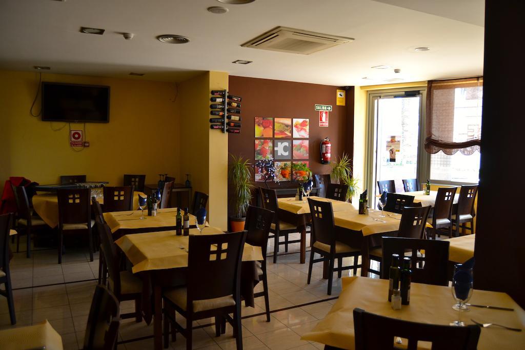 Hotel El Cruce Moraleda Мораледа-де-Сафайона Экстерьер фото